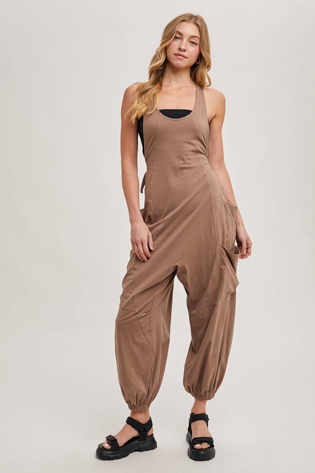 BLUIVY RELAXED FIT JUMPSUIT WITH POCKETS