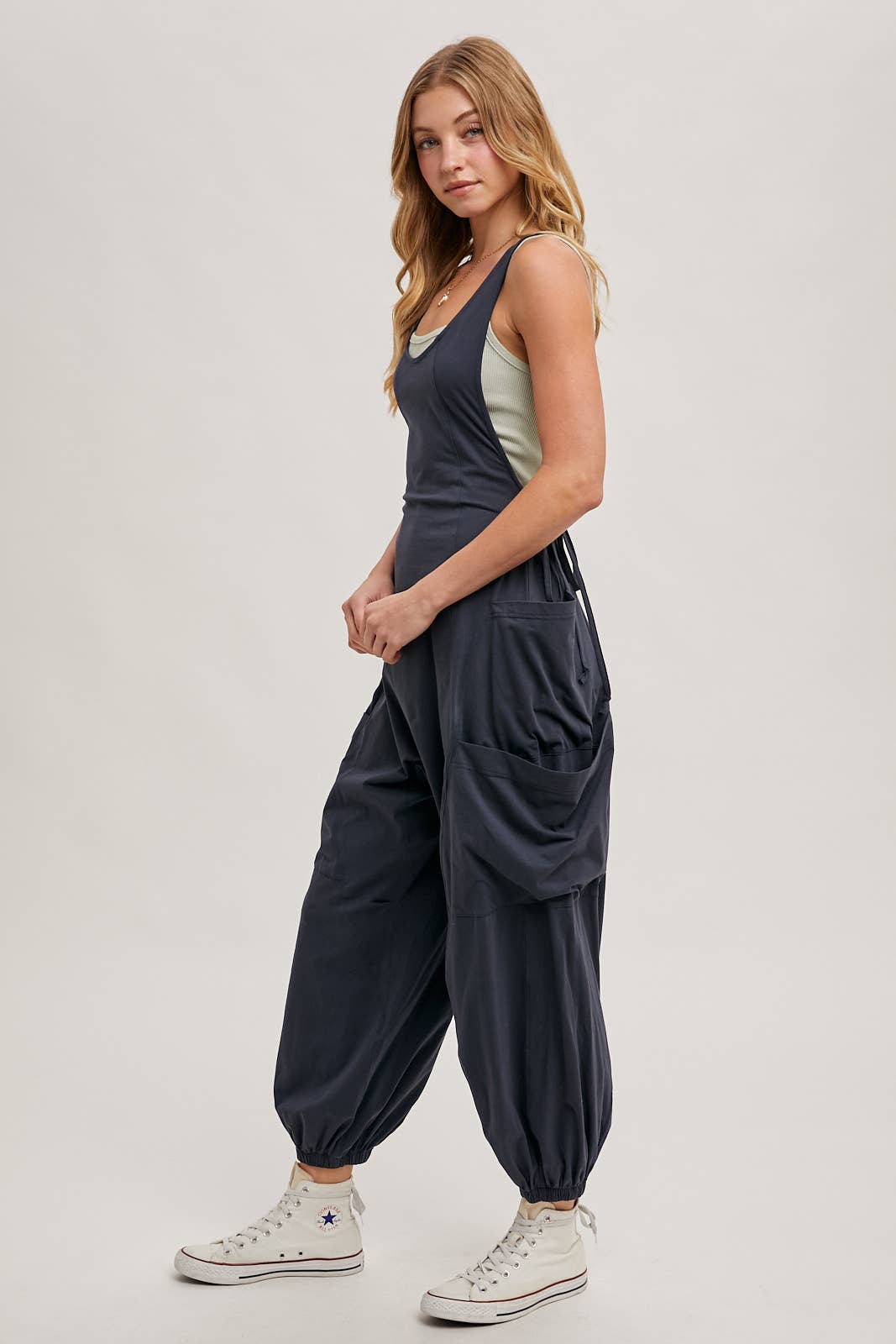 BLUIVY RELAXED FIT JUMPSUIT WITH POCKETS