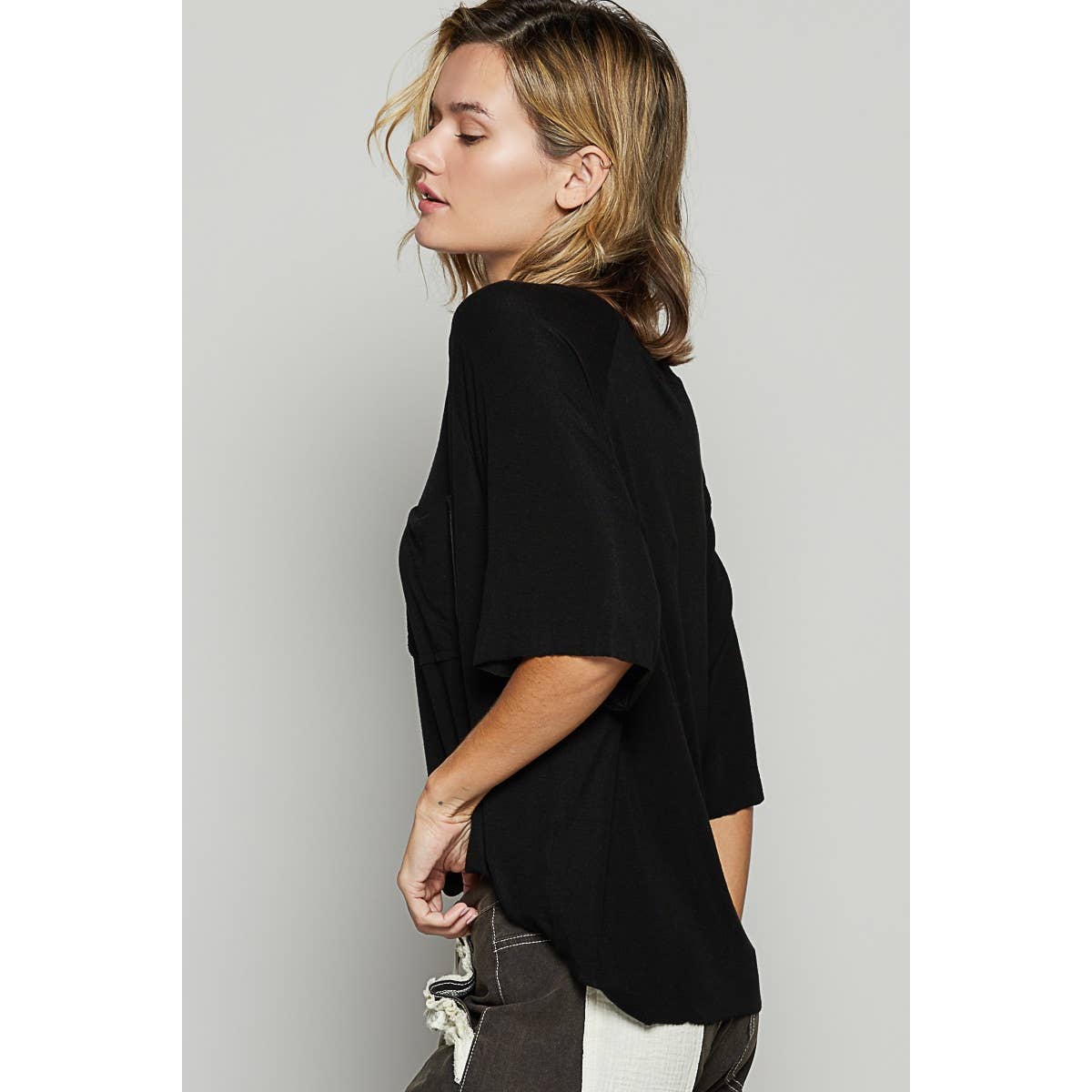 Vintage washed short sleeve front pocket solid top