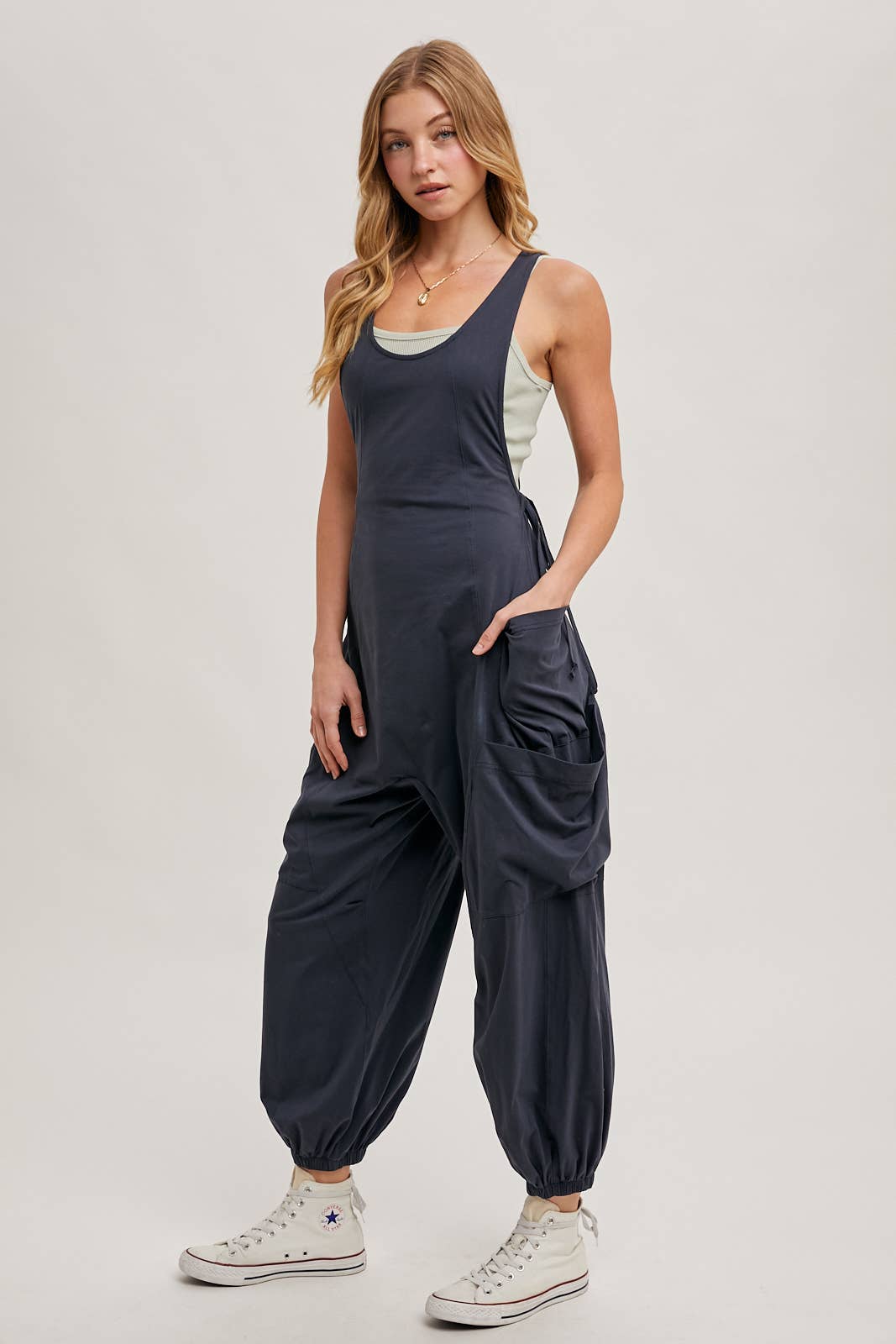 BLUIVY RELAXED FIT JUMPSUIT WITH POCKETS