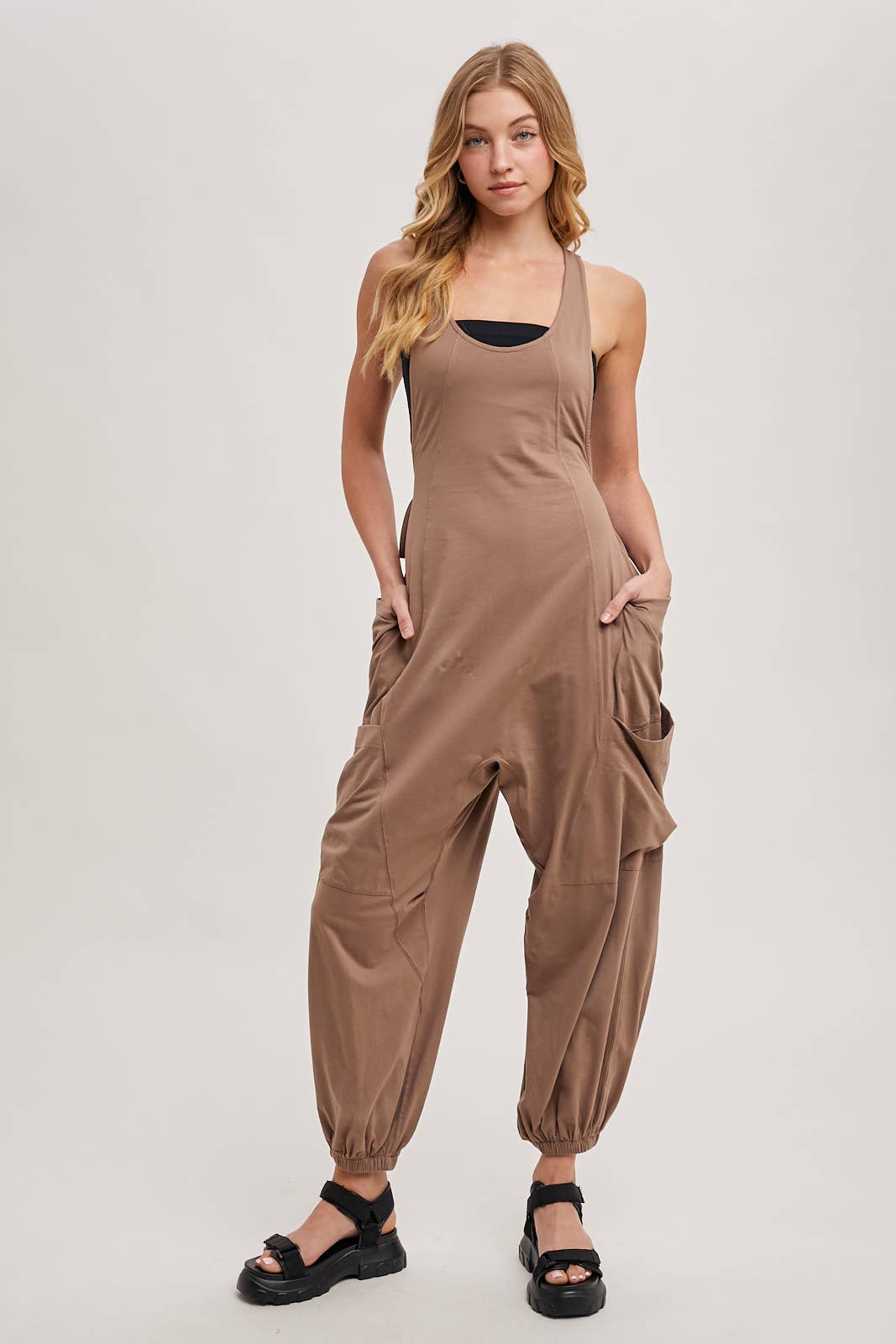 BLUIVY RELAXED FIT JUMPSUIT WITH POCKETS