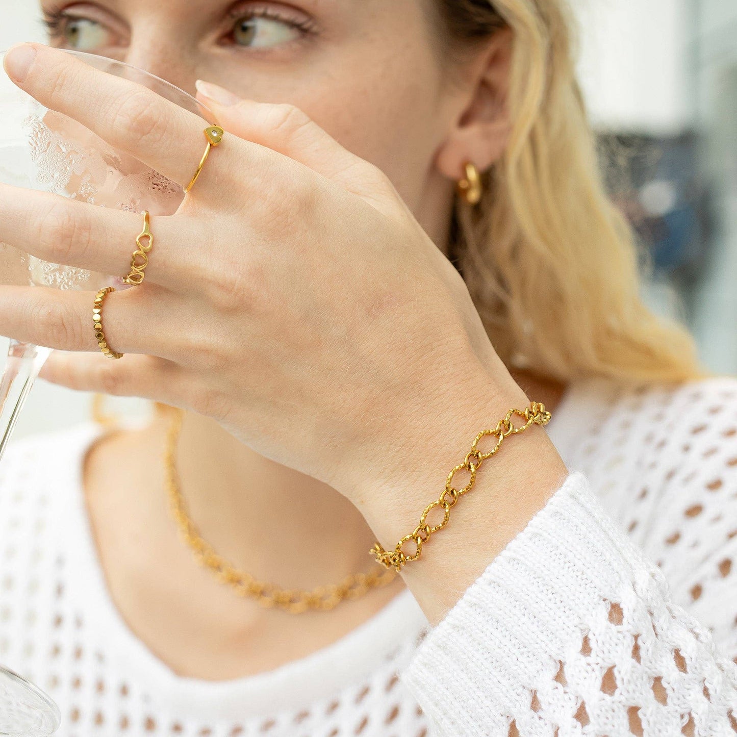 Hammered Oval Chain Bracelet