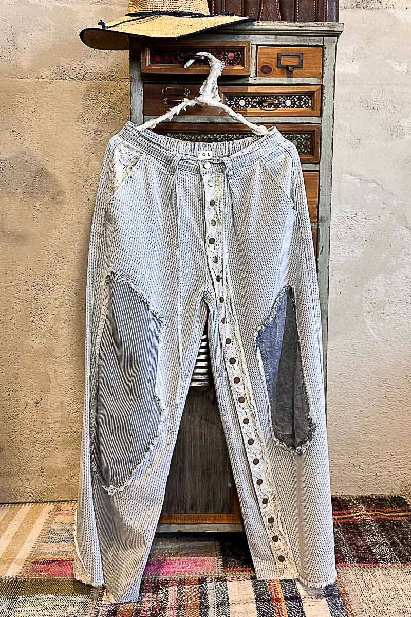POL Contrast floral twill front snap-button pants