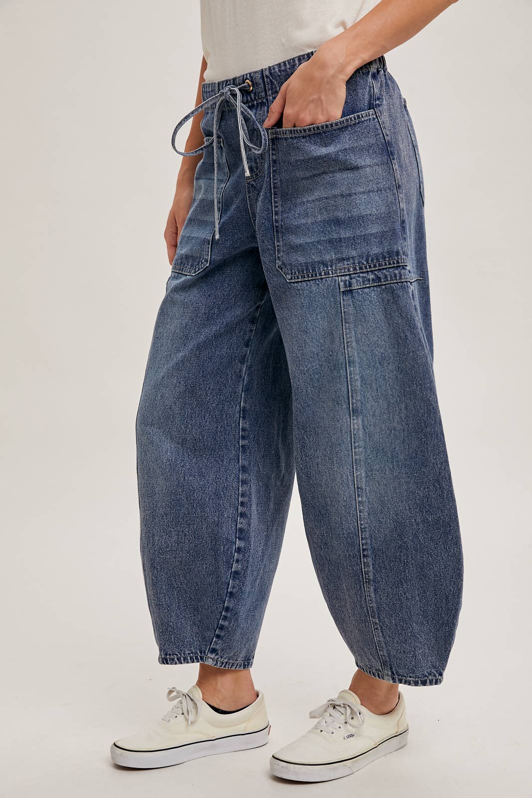 Bluivy DENIM MID-WAIST DRAWSTRINGS BARREL JEANS