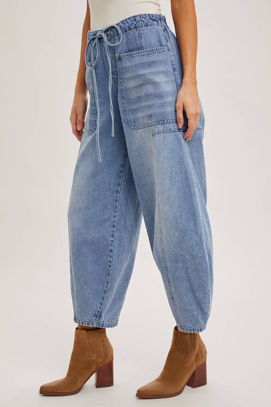 Bluivy DENIM MID-WAIST DRAWSTRINGS BARREL JEANS