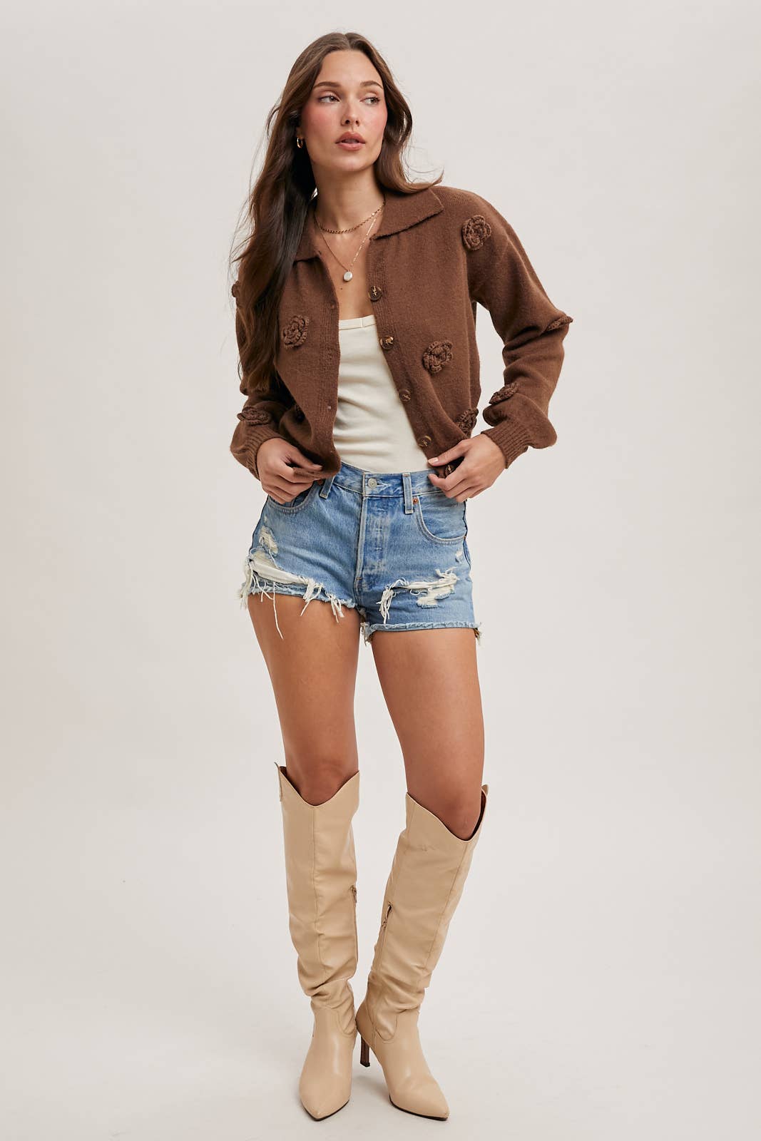BLUIVY FLORAL EMBROIDERY BUTTON DOWN COLLAR KNIT CARDIGAN