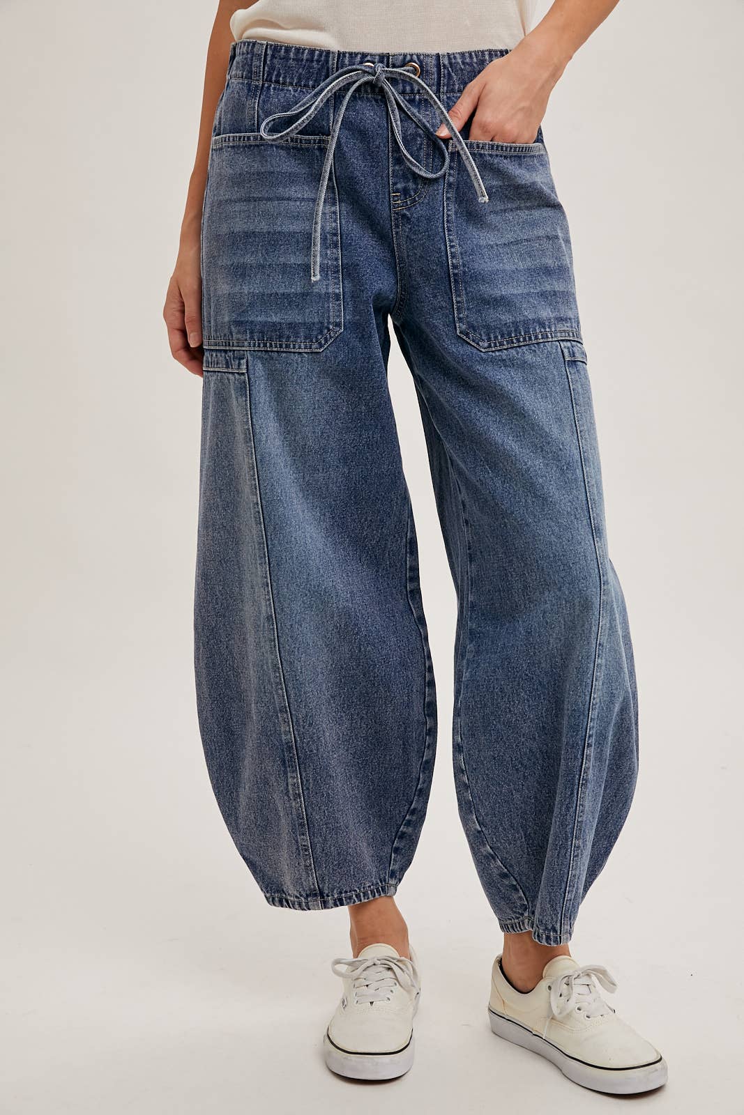Bluivy DENIM MID-WAIST DRAWSTRINGS BARREL JEANS
