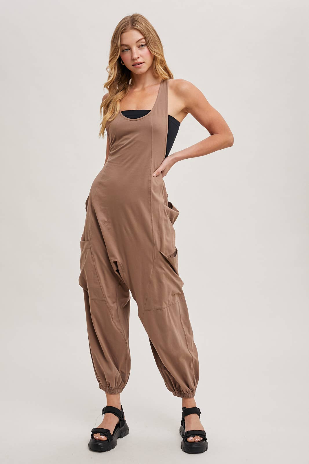 BLUIVY RELAXED FIT JUMPSUIT WITH POCKETS