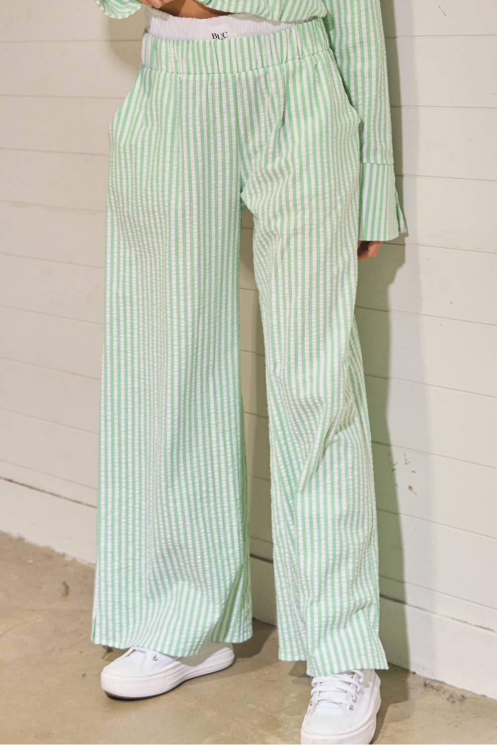 Striped Seersucker Double Banded Exposed Boxer Pants