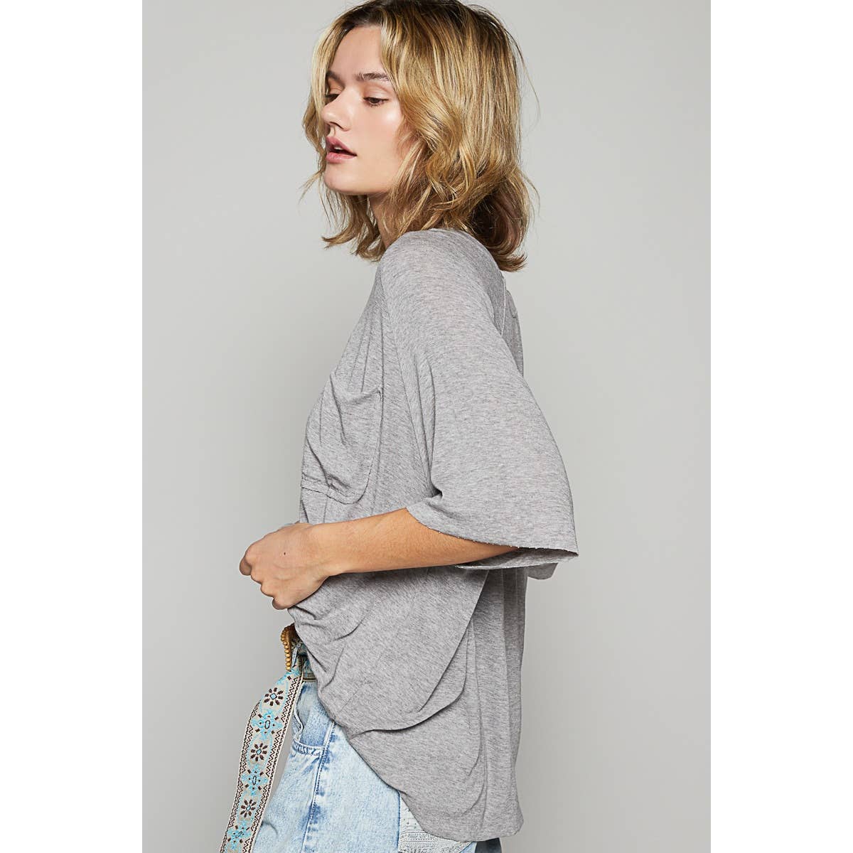 Vintage washed short sleeve front pocket solid top