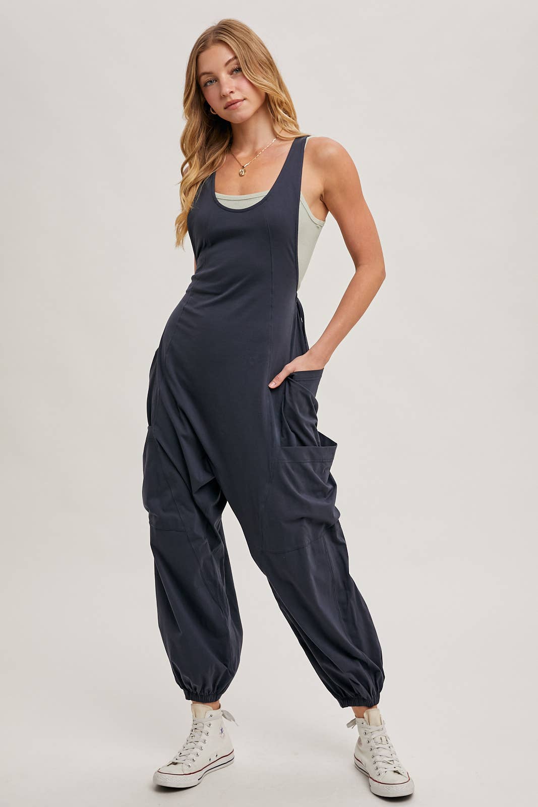 BLUIVY RELAXED FIT JUMPSUIT WITH POCKETS