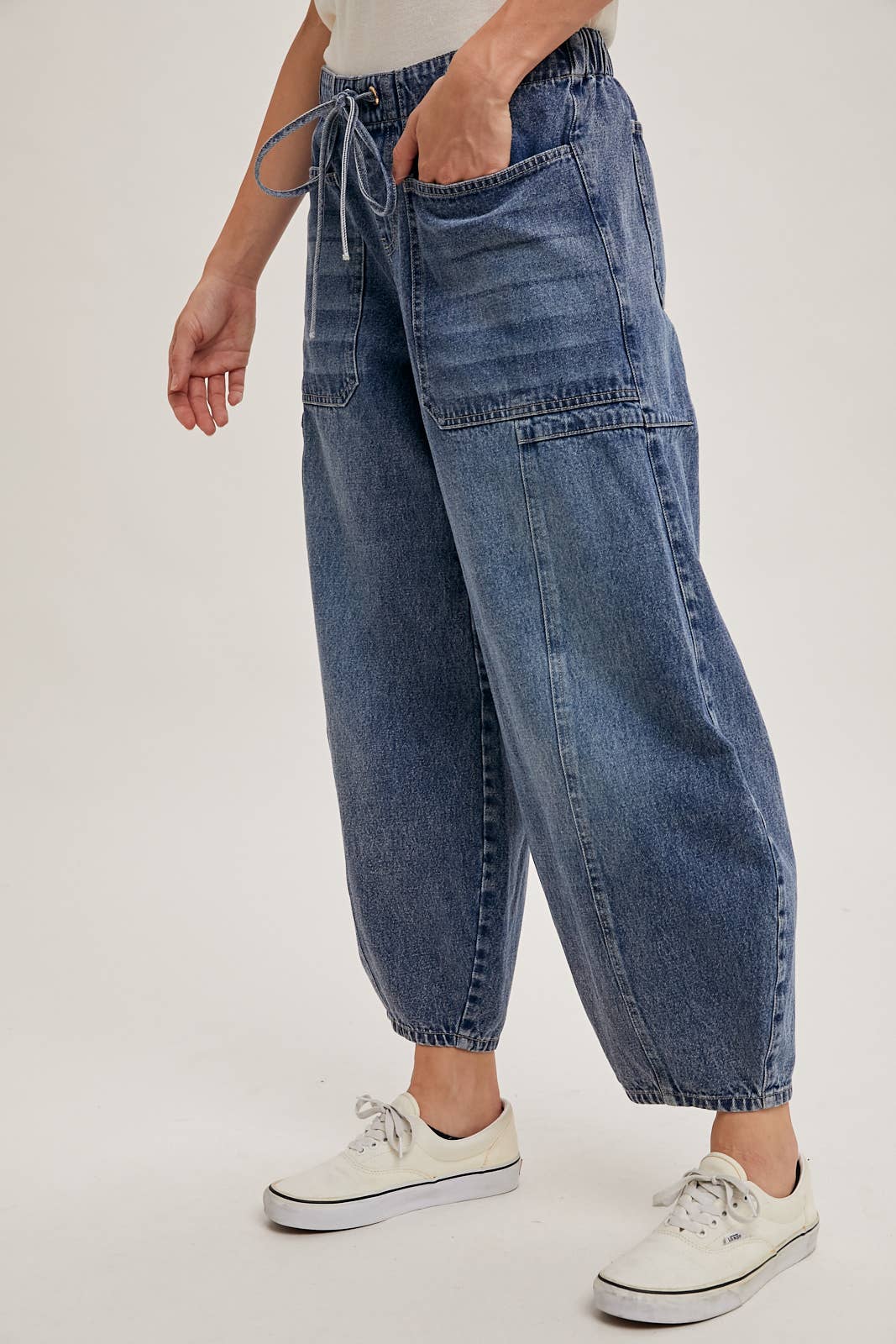 Bluivy DENIM MID-WAIST DRAWSTRINGS BARREL JEANS