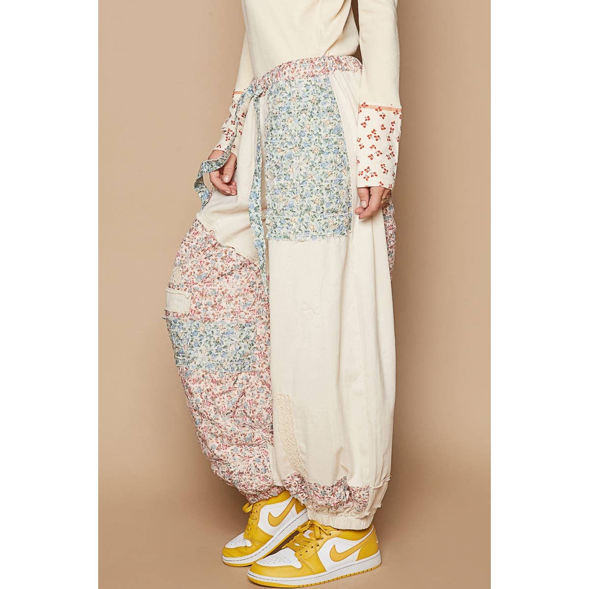 POL Floral print patchwork twill joger pants