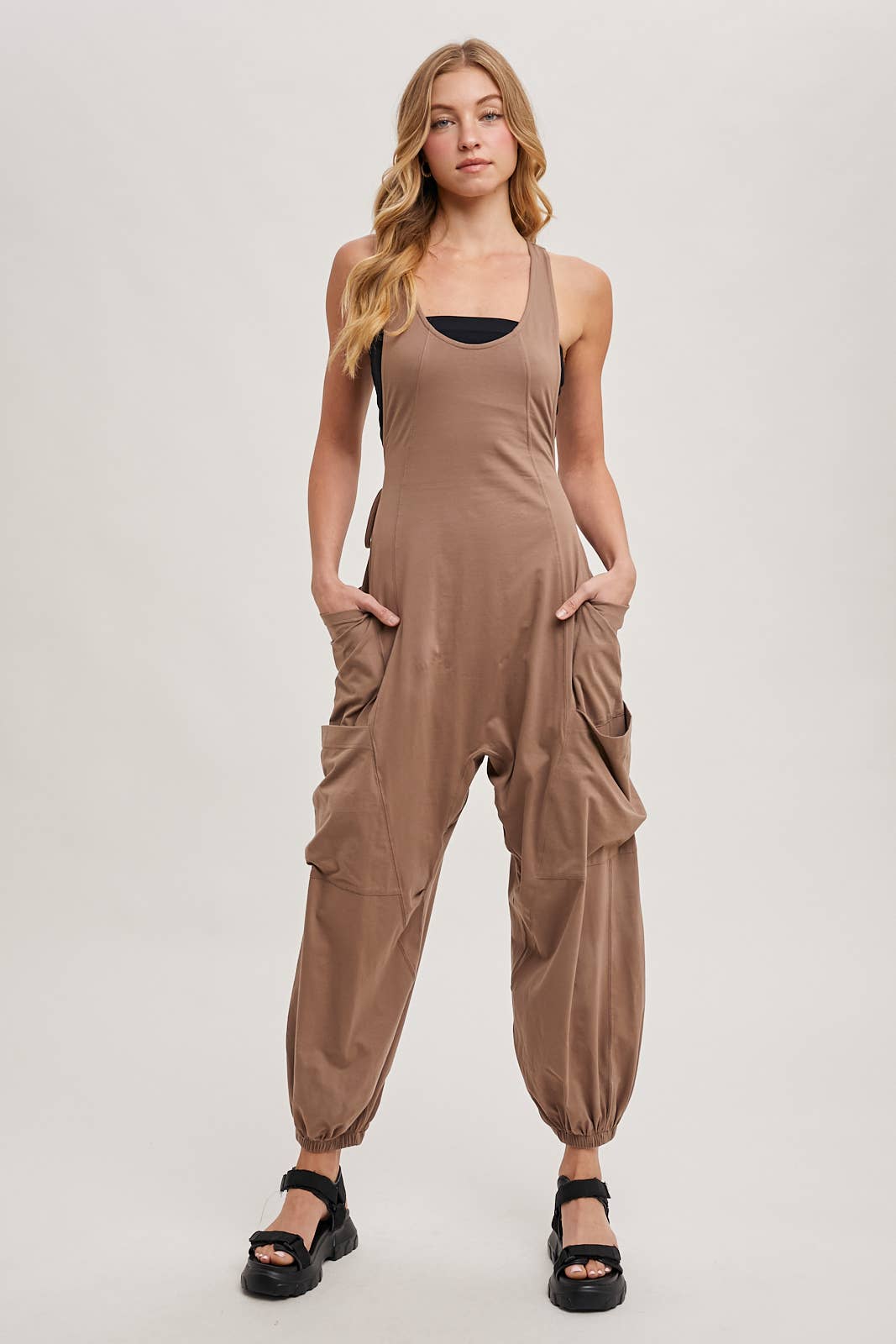BLUIVY RELAXED FIT JUMPSUIT WITH POCKETS