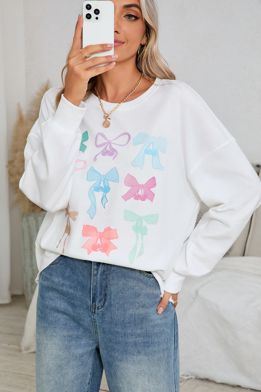 White Bowknot Edgeless Design Loose Drop Sleeve Sweatshirt