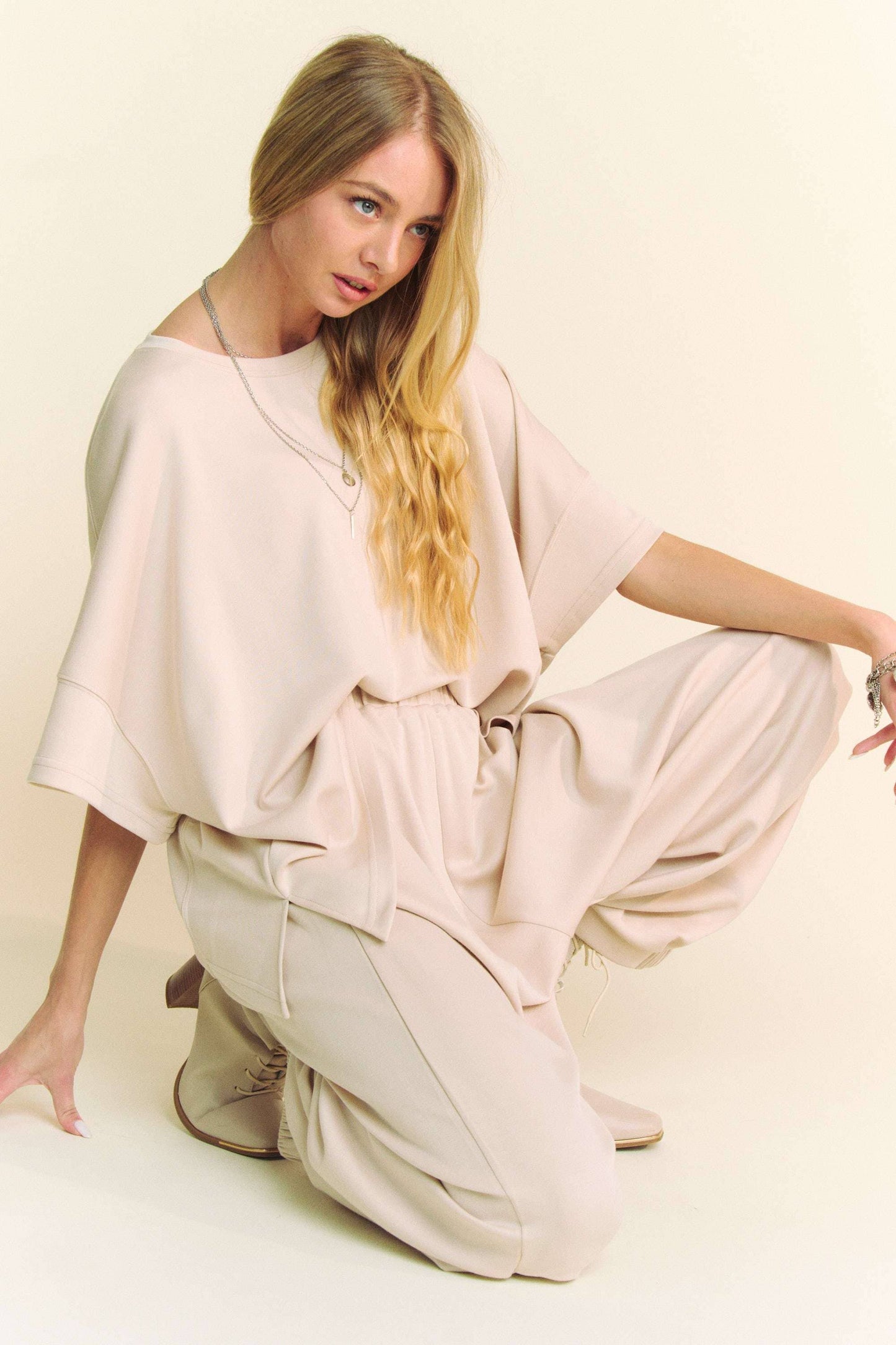 FLOWY TOP WITH ELASTIC WAIST BAND PANTS SET