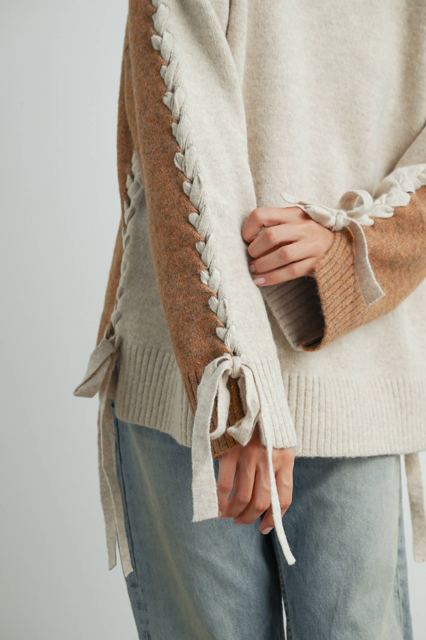 I CAN'T DECIDE Sweater