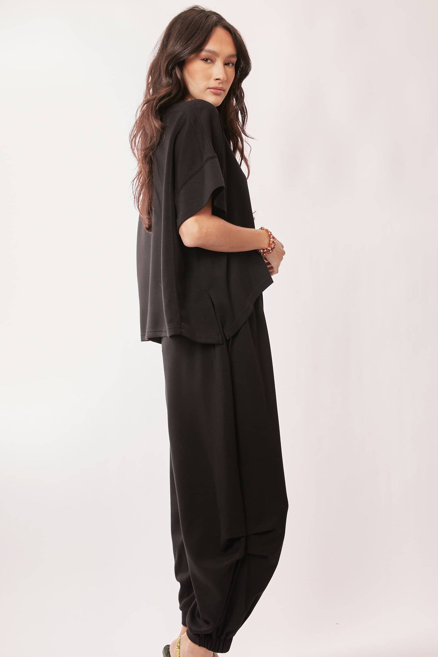 FLOWY TOP WITH ELASTIC WAIST BAND PANTS SET