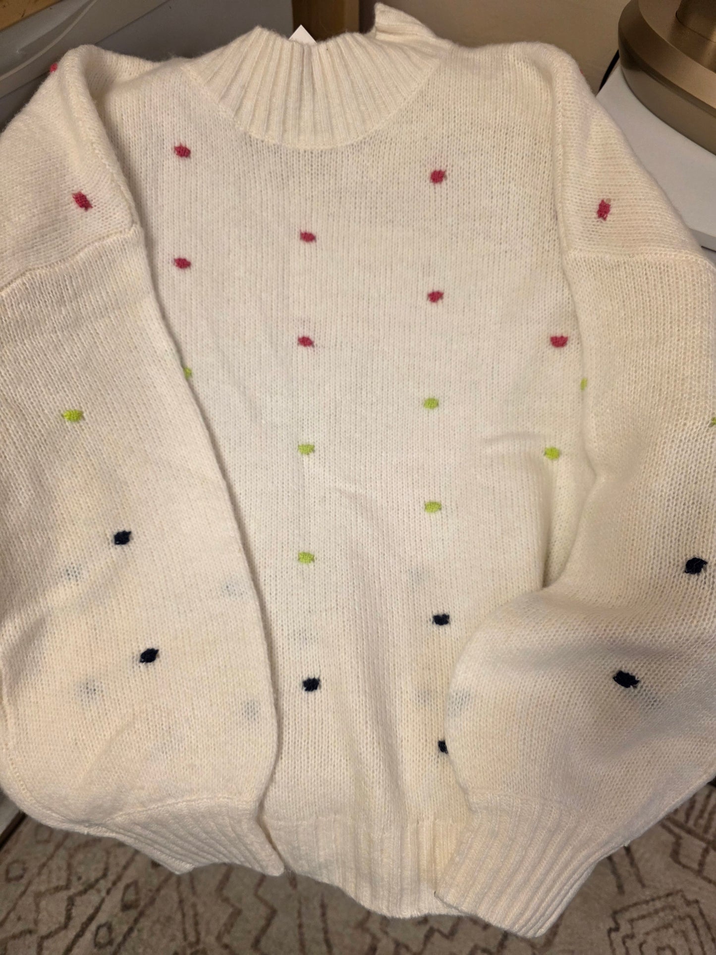 NOVIE POM POM SWEATER