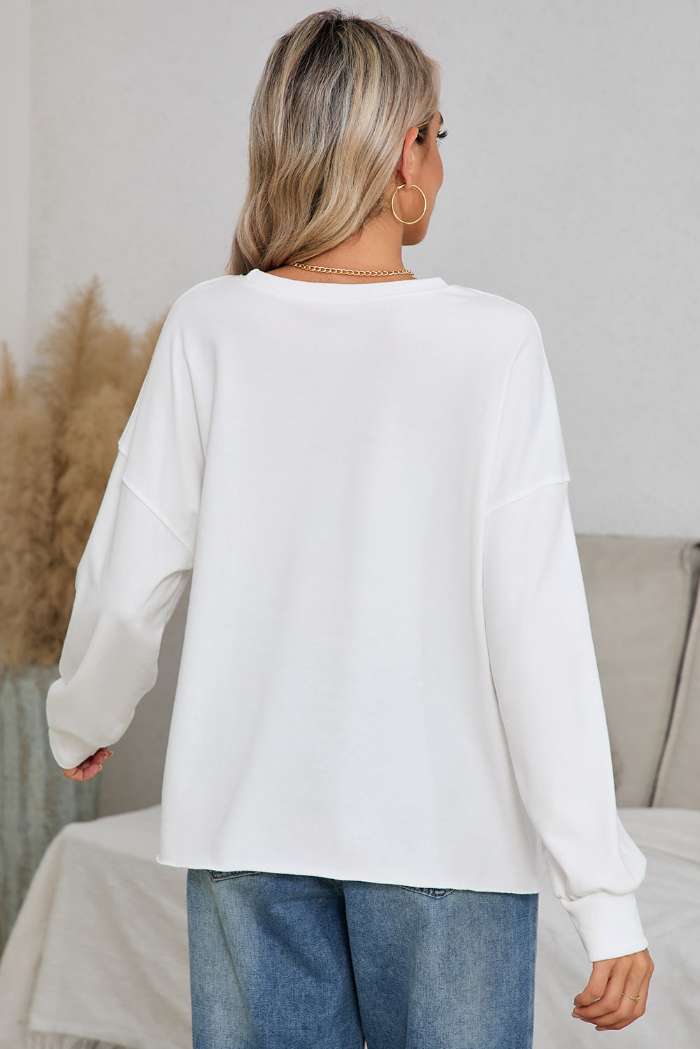 White Bowknot Edgeless Design Loose Drop Sleeve Sweatshirt