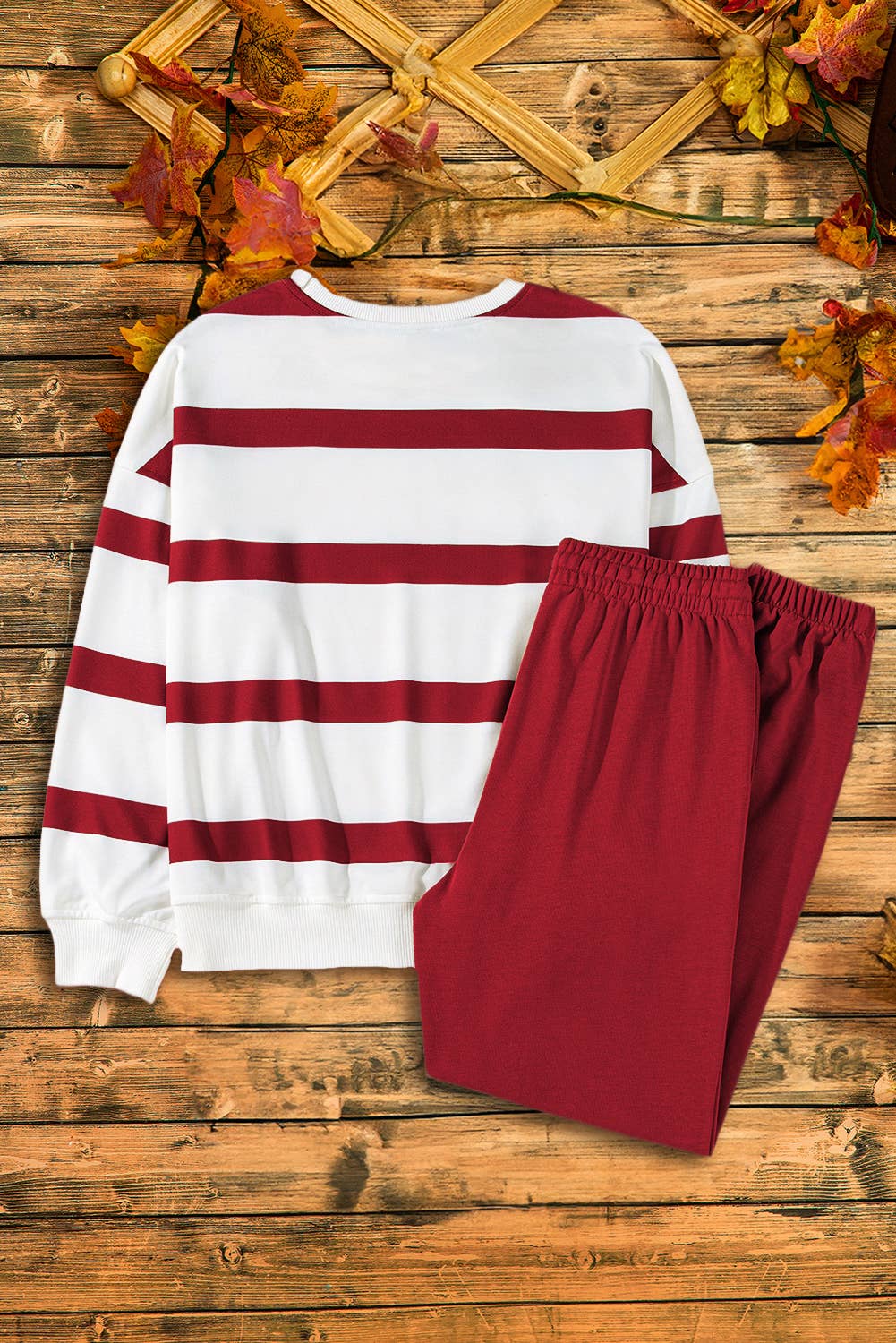 CAMPFIRE NIGHTS Cozy Striped Top & Jogger Pants Set