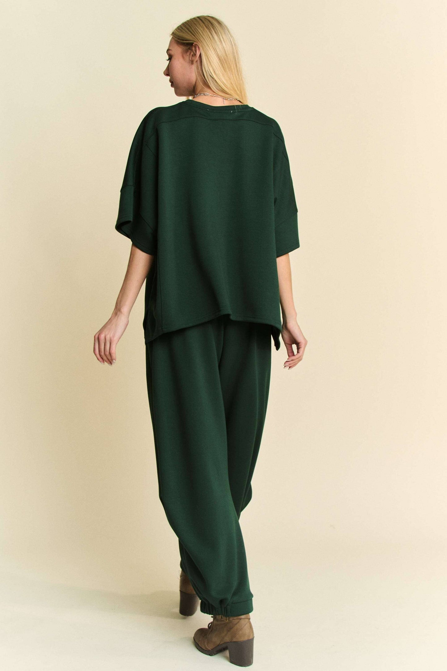 FLOWY TOP WITH ELASTIC WAIST BAND PANTS SET