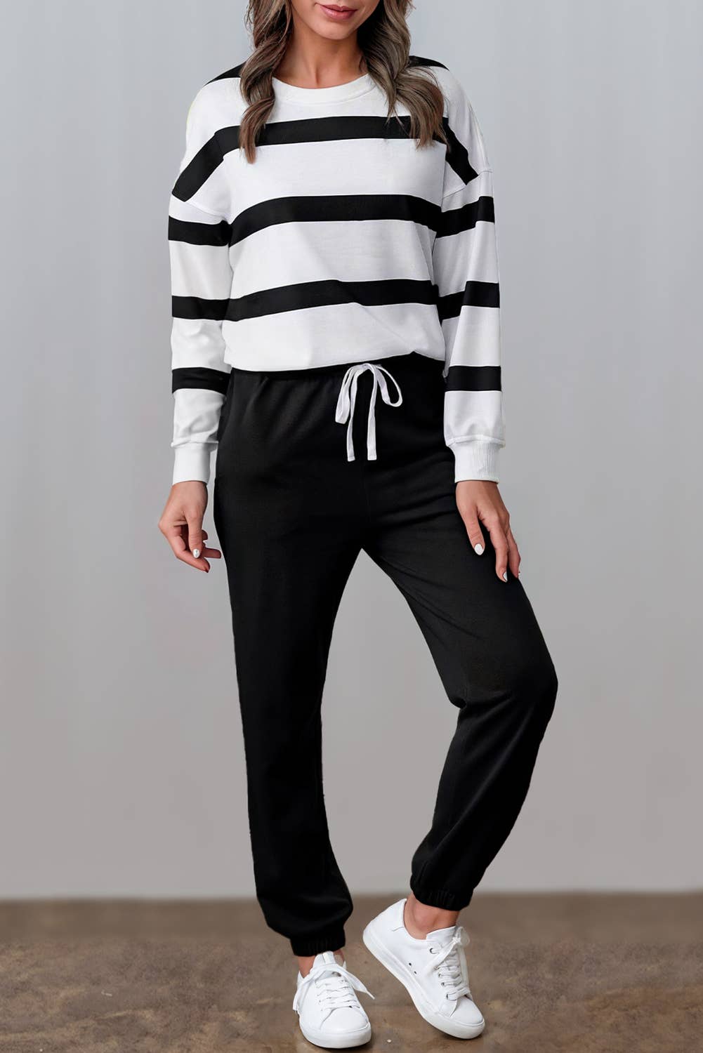 CAMPFIRE NIGHTS Cozy Striped Top & Jogger Pants Set