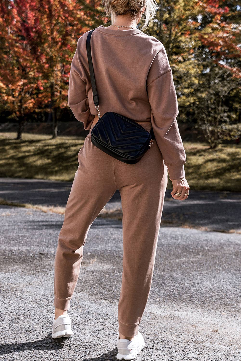 Fireside cozy sweat outfit